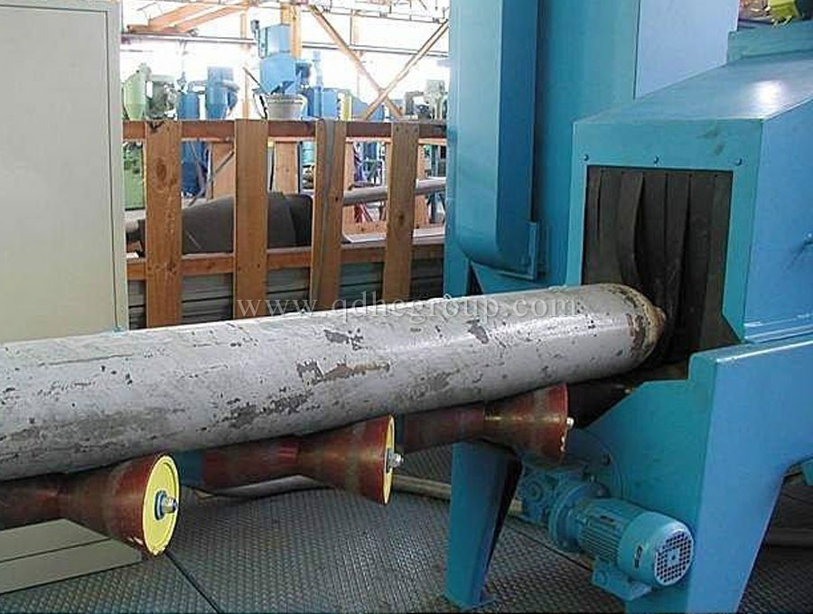 QGW Steel Pipe Shot Blasting Machine